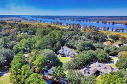 356 Rossdhu Ave. photo 4