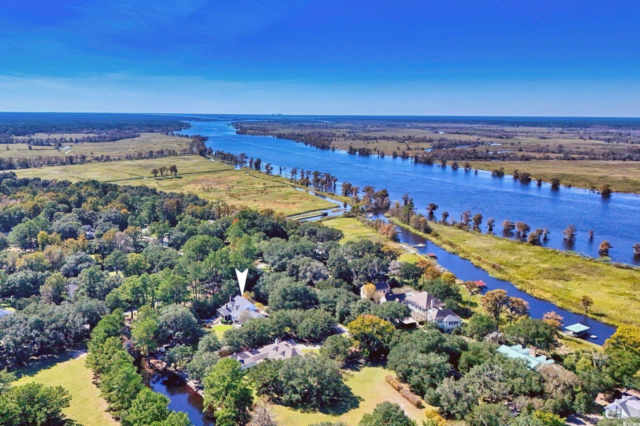 356 Rossdhu Ave. Photo 4