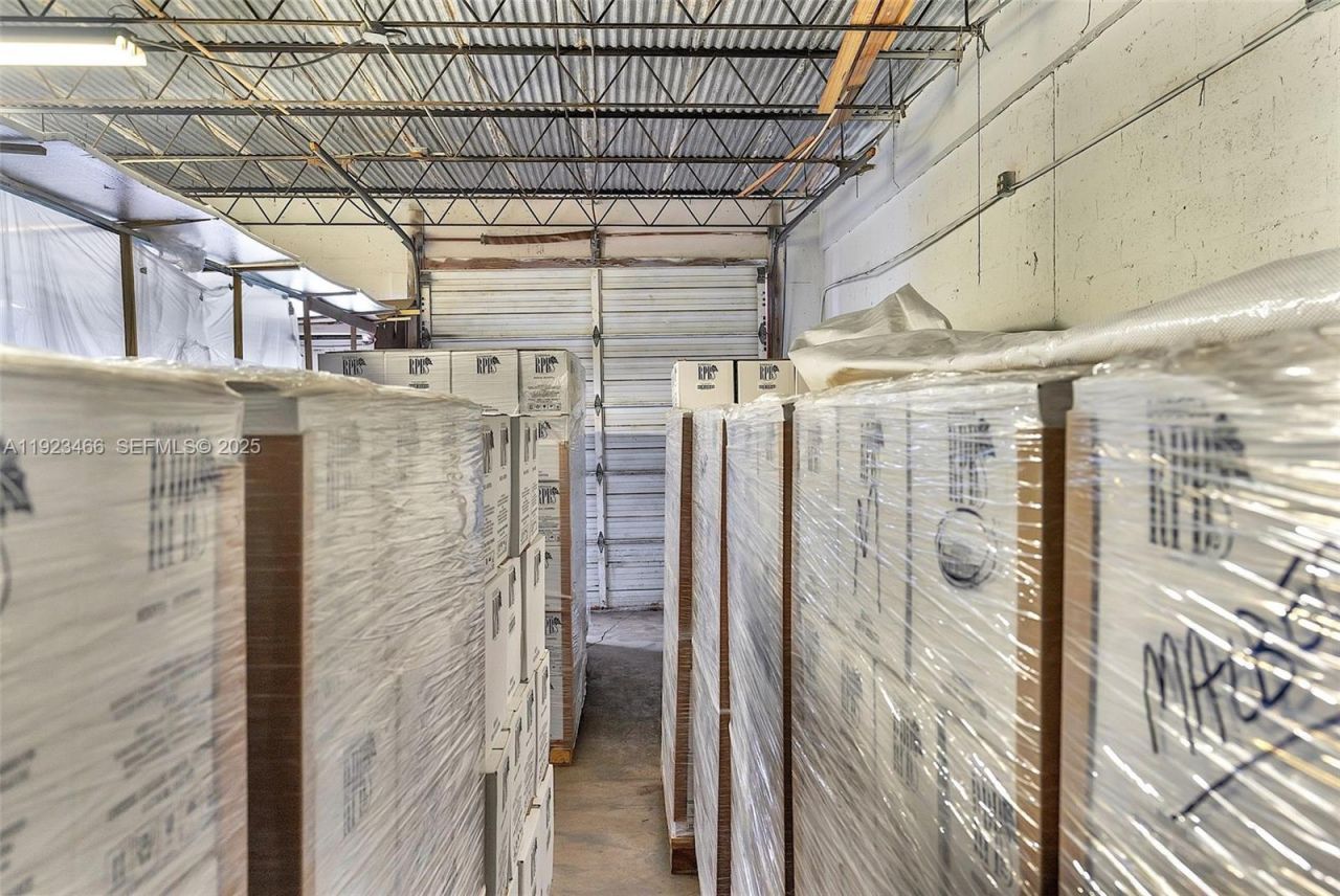 6705 NW 6705 NW 36th St, Miami, 33166, Fl, Doral, FL 33166 Photo