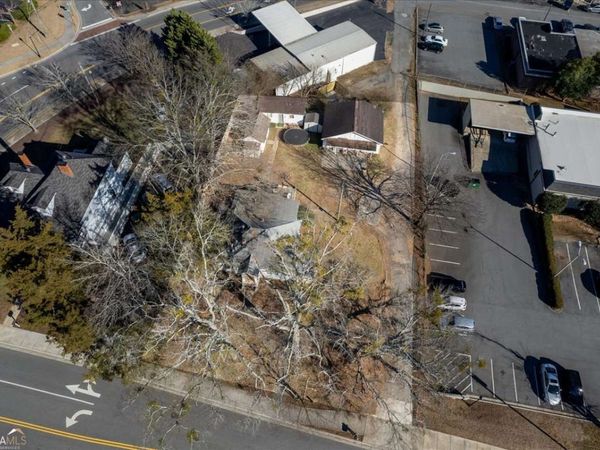 2930 Dallas Street NW, Kennesaw, GA 30144