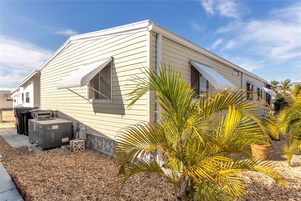 2107 Palma Sola Boulevard, Unit 10, Bradenton, FL 34209 Photo