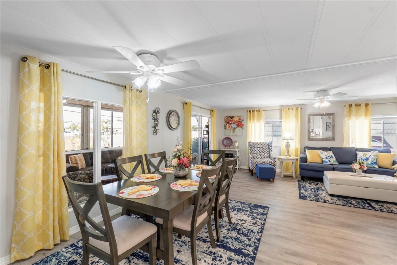 2107 Palma Sola Boulevard, Unit 10, Bradenton, FL 34209 Photo