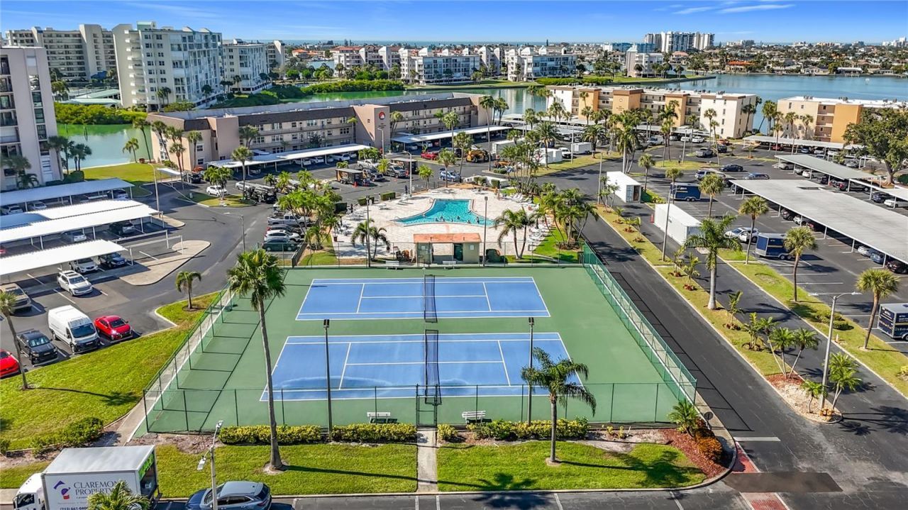7930 Sun Island Dr S, Unit 111, South Pasadena, FL 33707 Photo
