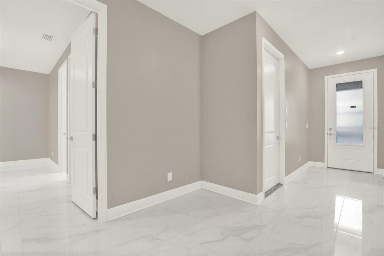 3847 Seena Manor Court, Tampa, FL 33618 Photo