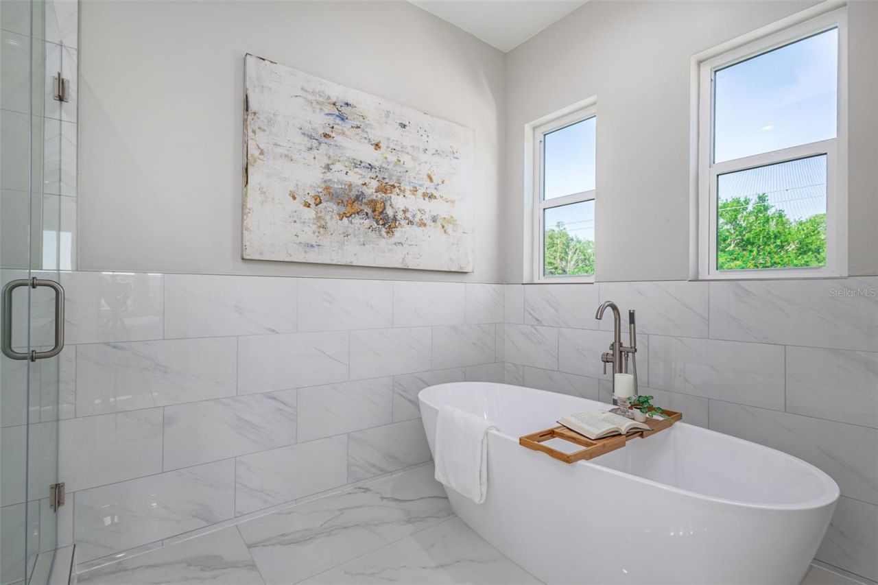 3847 Seena Manor Court, Tampa, FL 33618 Photo