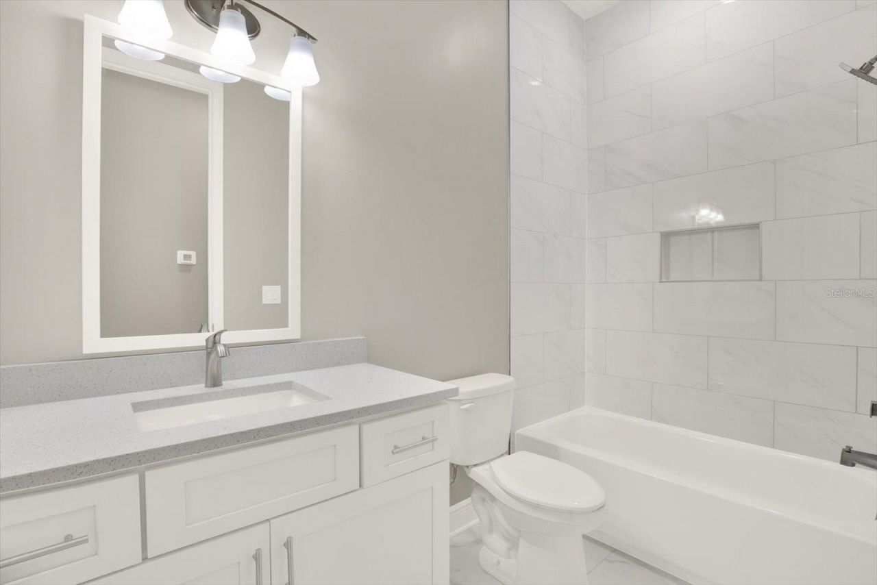 3847 Seena Manor Court, Tampa, FL 33618 Photo