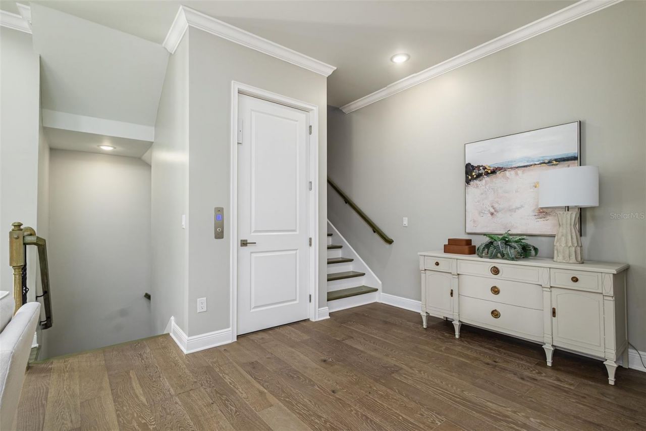 3847 Seena Manor Court, Tampa, FL 33618 Photo