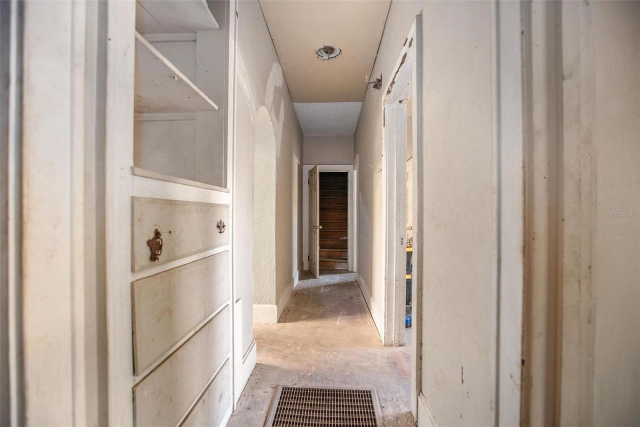 1430 E New York Avenue, Deland, FL 32724 Photo