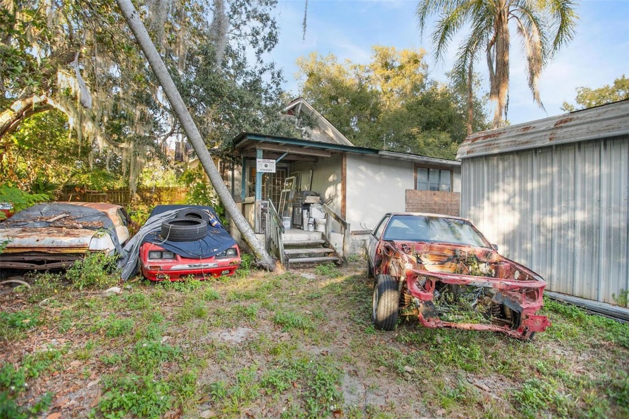 1430 E New York Avenue, Deland, FL 32724 Photo