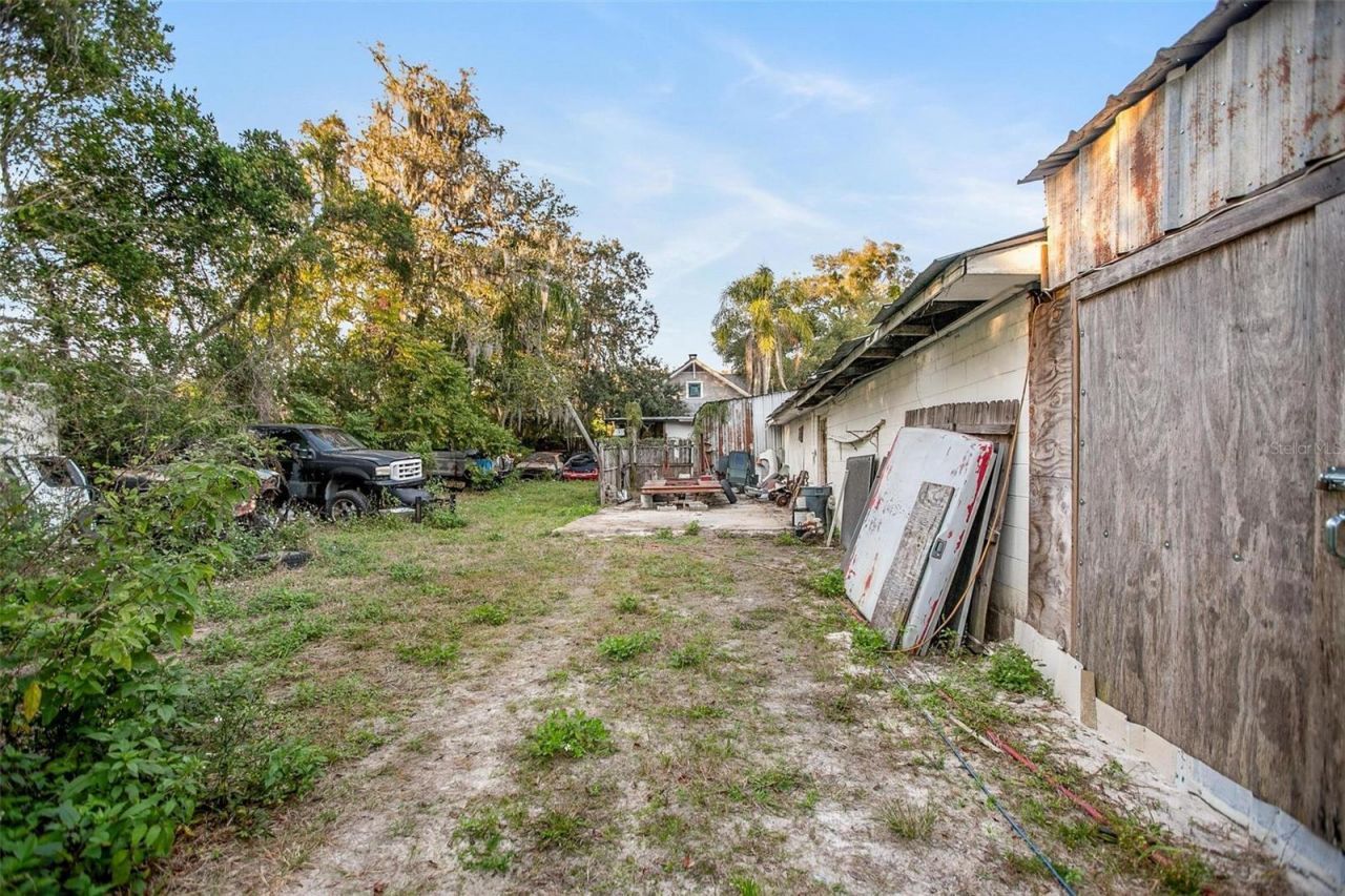 1430 E New York Avenue, Deland, FL 32724 Photo