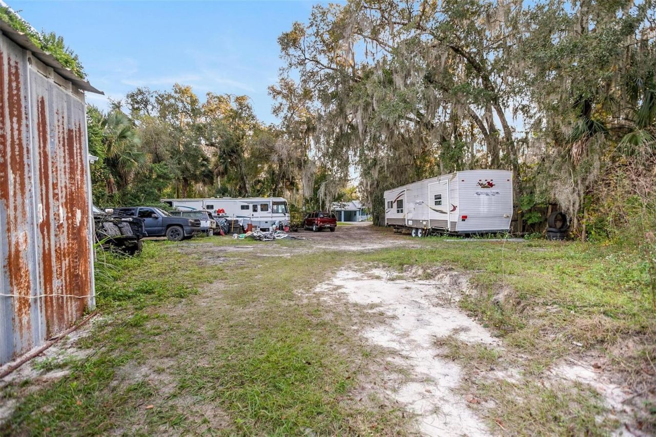 1430 E New York Avenue, Deland, FL 32724 Photo