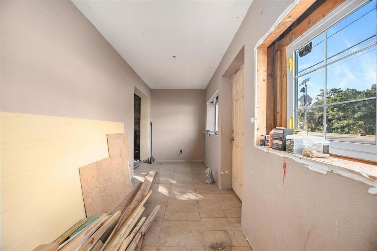 1430 E New York Avenue, Deland, FL 32724 Photo