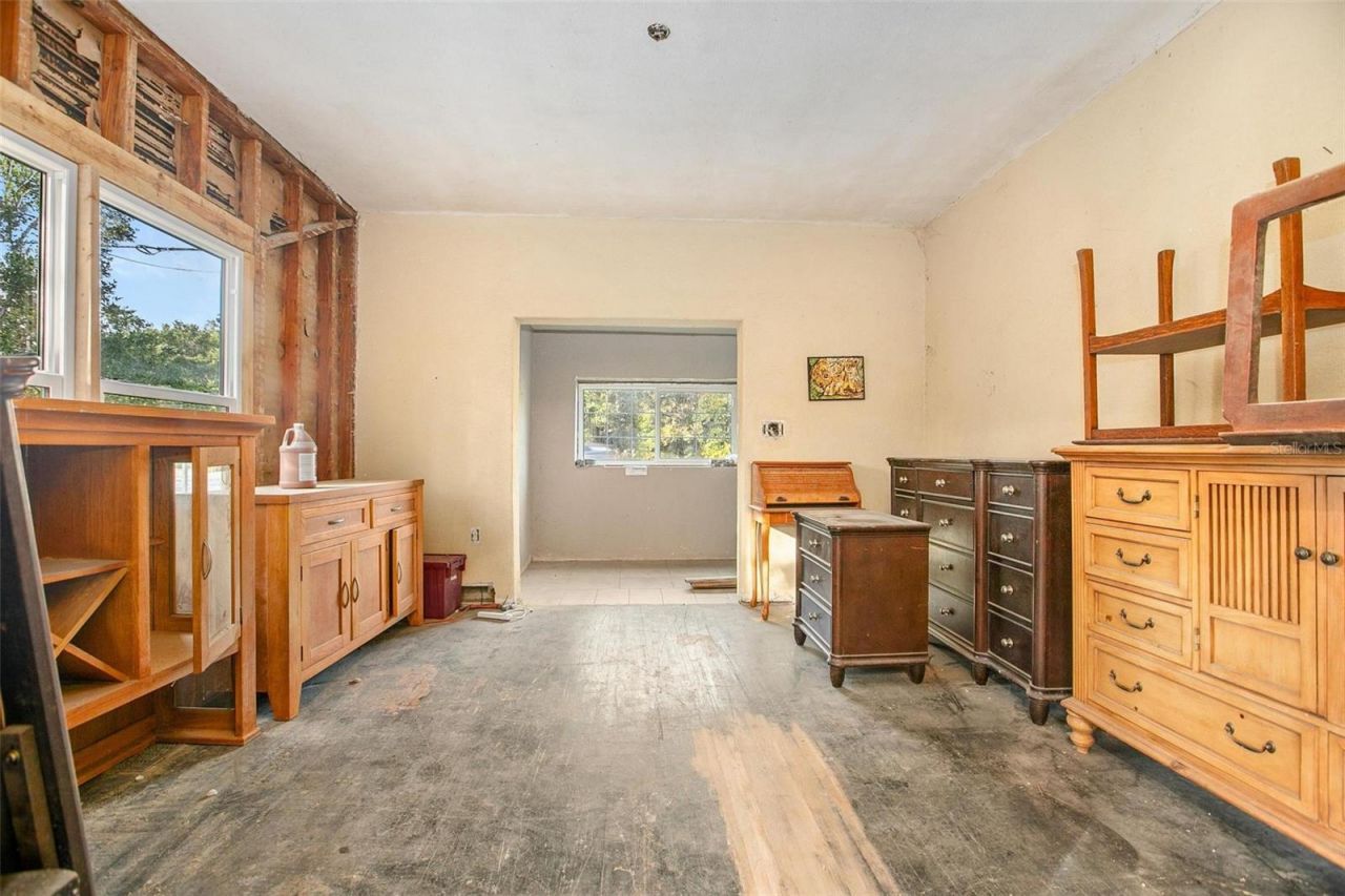 1430 E New York Avenue, Deland, FL 32724 Photo