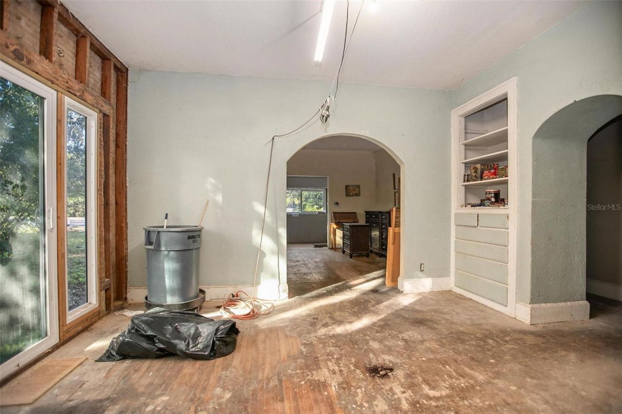 1430 E New York Avenue, Deland, FL 32724 Photo