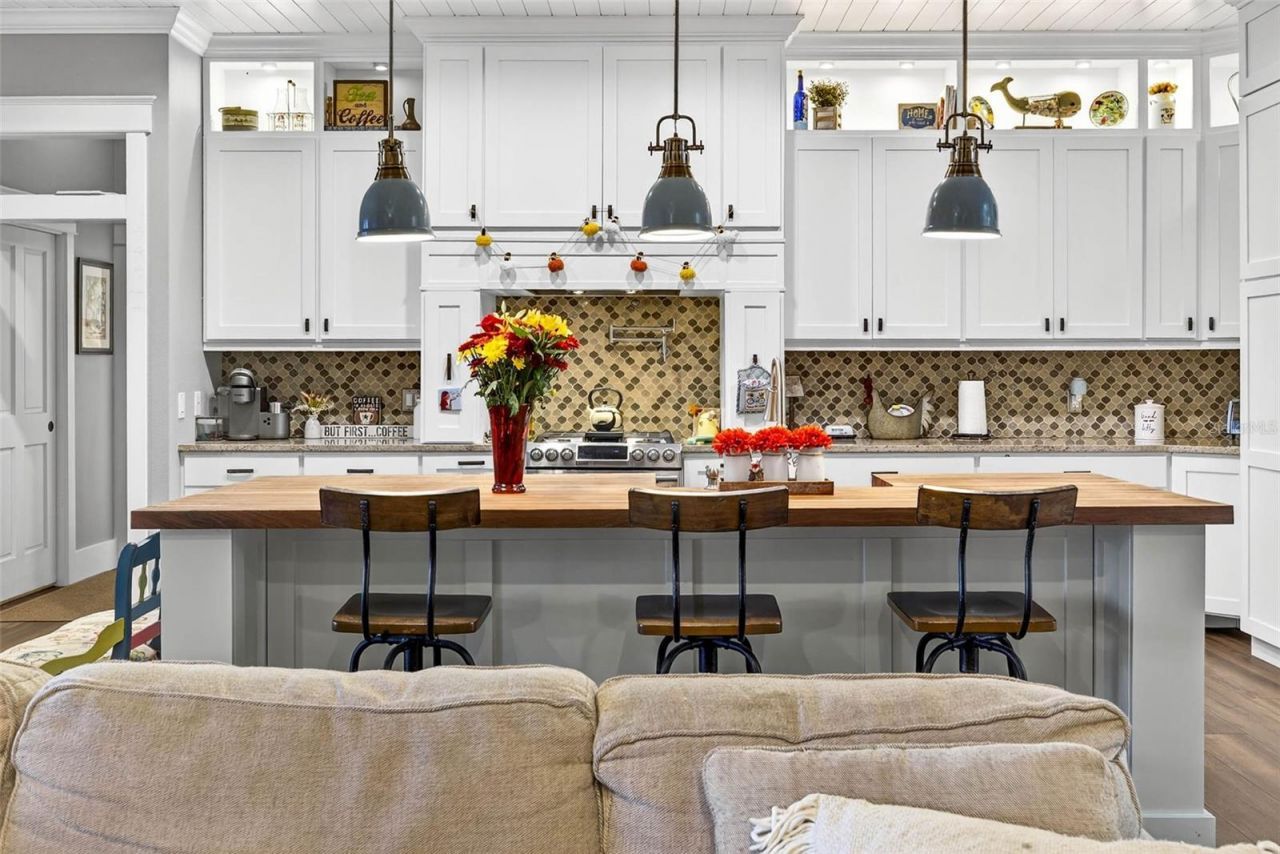 18051 Hancock Bluff Road, Dade City, FL 33523 Photo