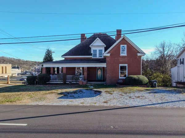 203 W Washington Avenue , Athens, TN 37303