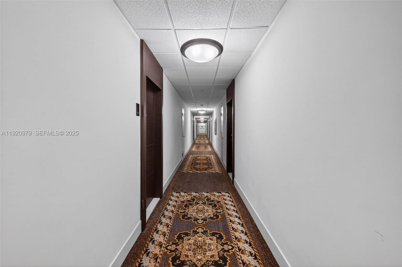 2851 NE 183rd St, Unit 216E, Aventura, FL 33160 Photo