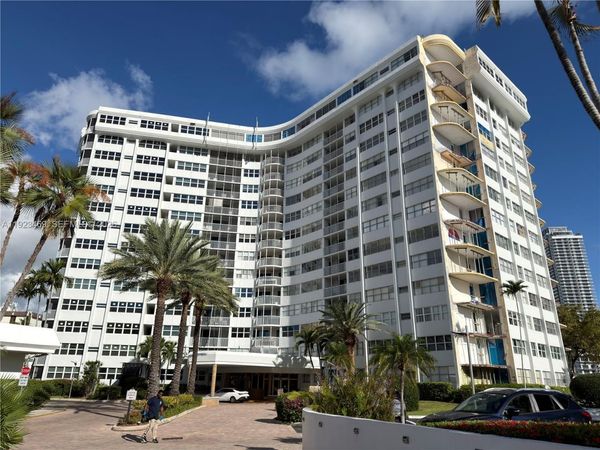 100 Golden Isles Dr, Unit 605, Hallandale Beach, FL 33009