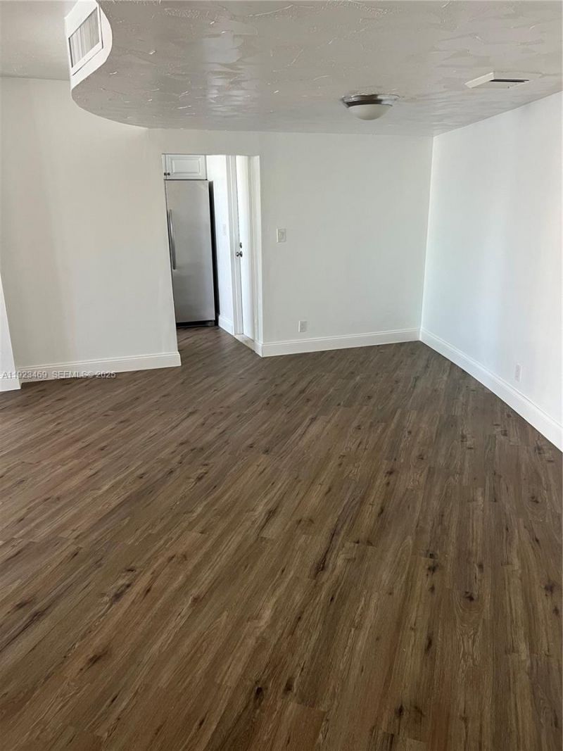 100 Golden Isles Dr, Unit 605, Hallandale Beach, FL 33009 Photo
