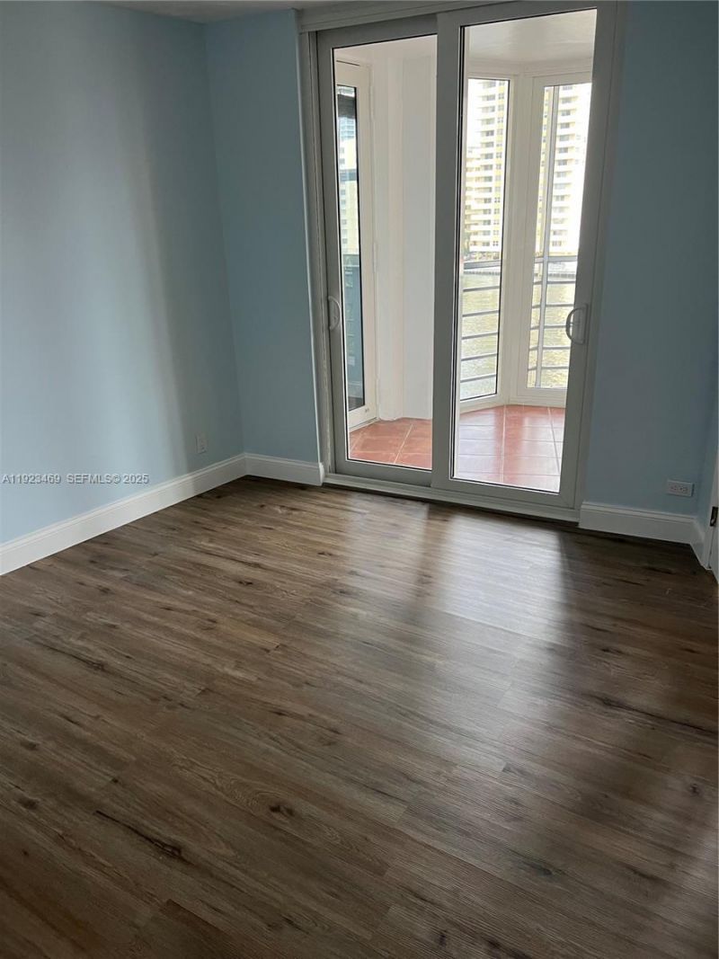 100 Golden Isles Dr, Unit 605, Hallandale Beach, FL 33009 Photo