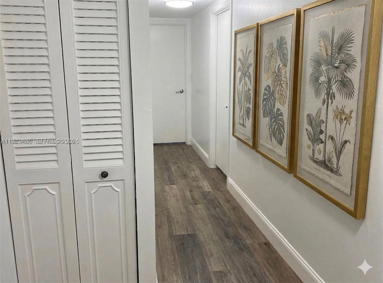 100 Golden Isles Dr, Unit 605, Hallandale Beach, FL 33009 Photo