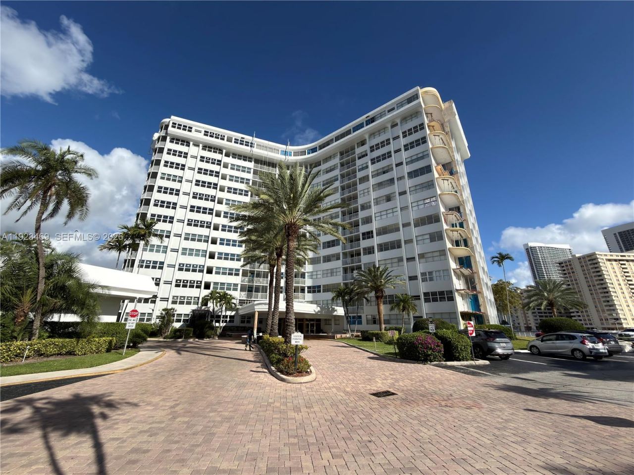 100 Golden Isles Dr, Unit 605, Hallandale Beach, FL 33009 Photo