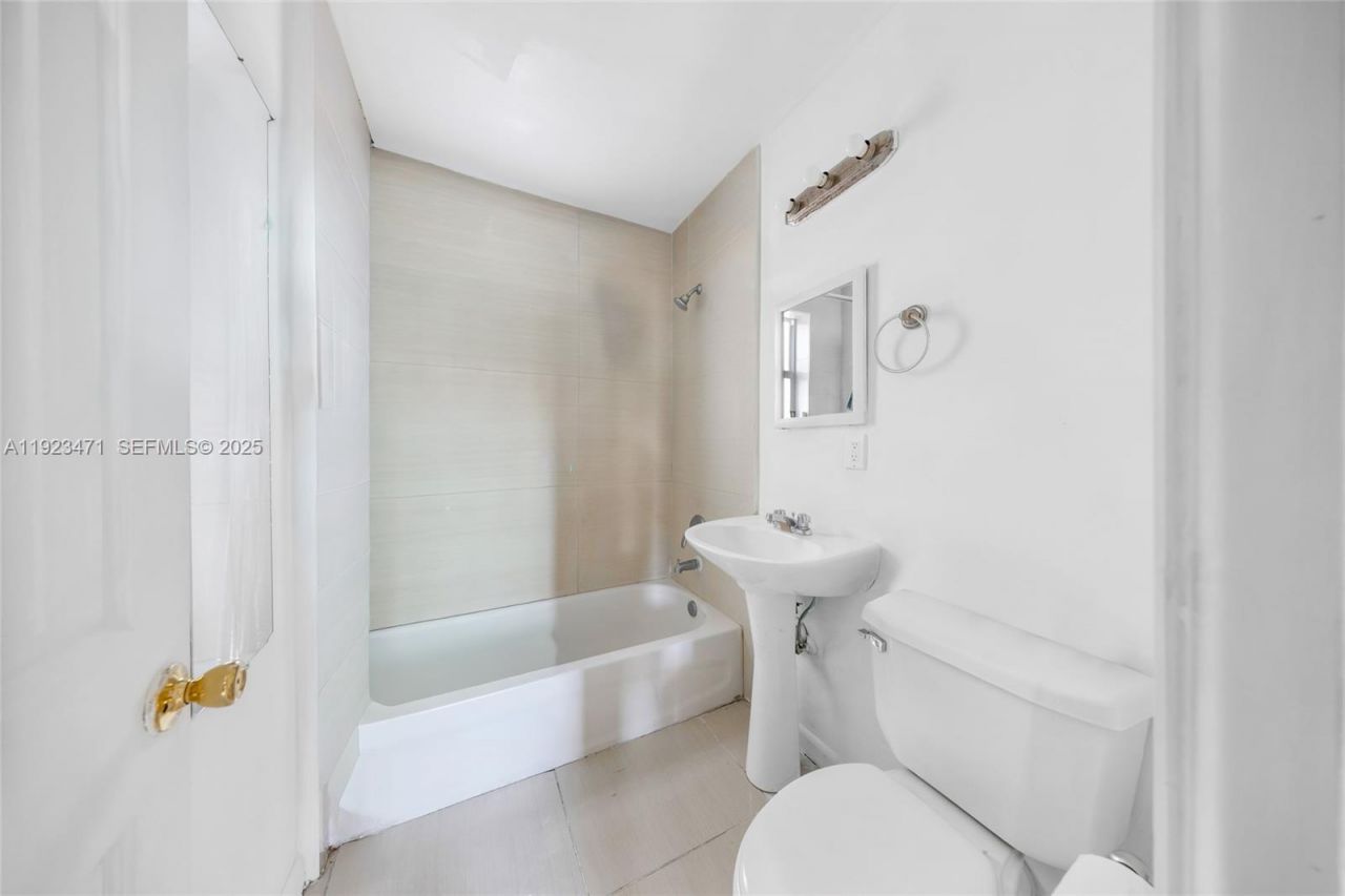 6020 NW 13th Ave, Miami, FL 33142 Photo