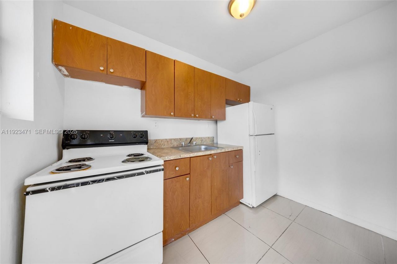 6020 NW 13th Ave, Miami, FL 33142 Photo