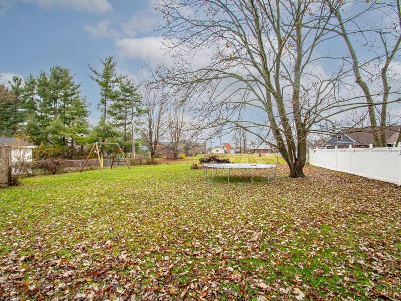 23 Long Drive, Lakengren, OH 45320 Photo 29