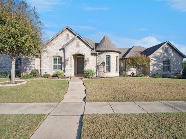 6709 S Fork Drive, North Richland Hills, TX 76182