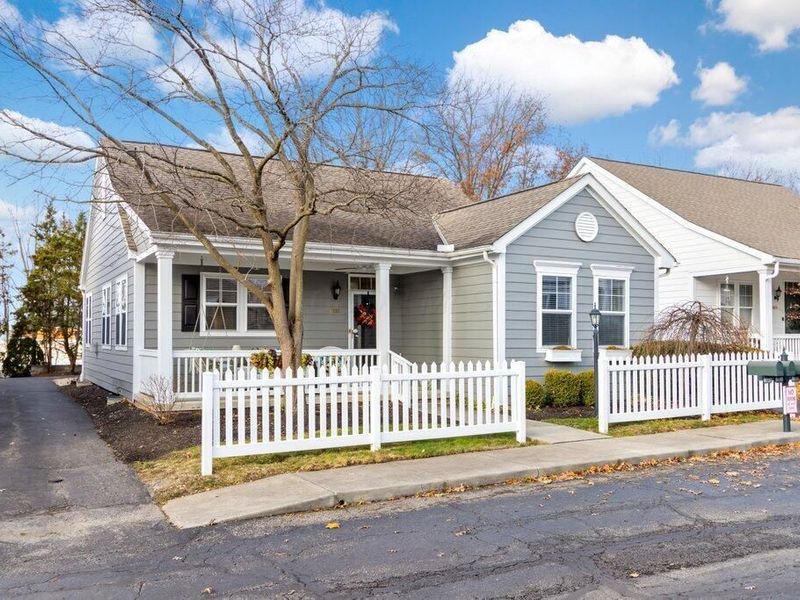 6019 Bentgate Lane, Columbus, OH 43230 Photo 4