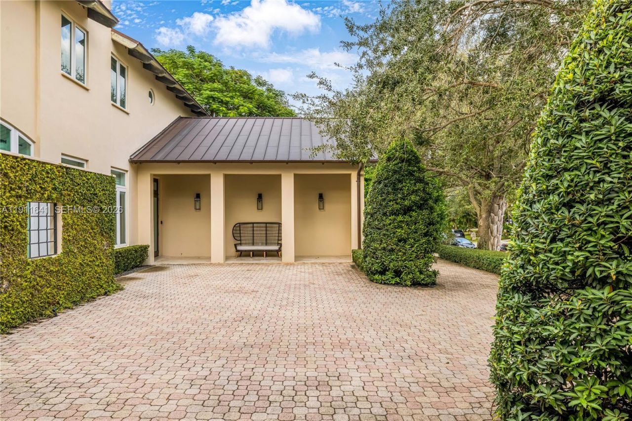 7370 Vistalmar St, Coral Gables, FL 33143 Photo