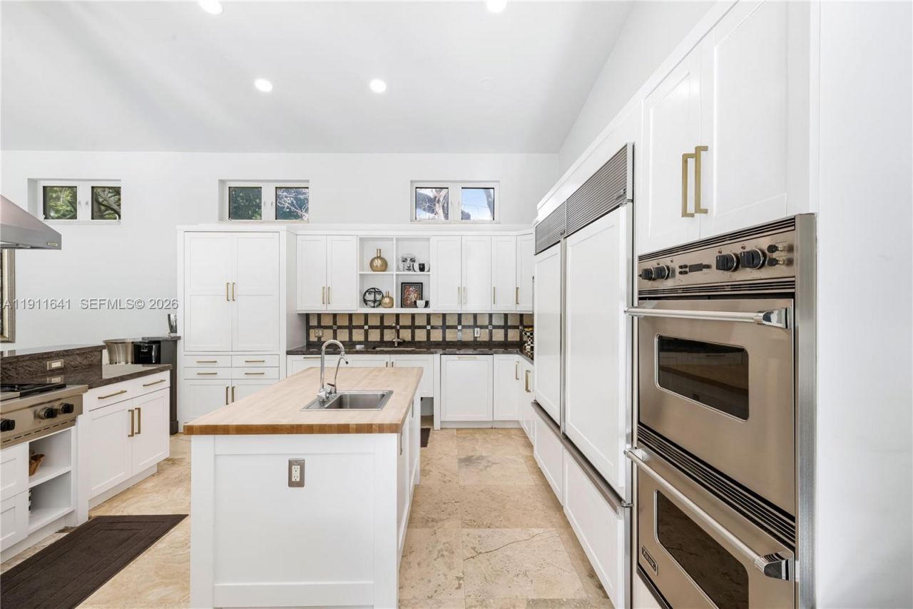 7370 Vistalmar St, Coral Gables, FL 33143 Photo