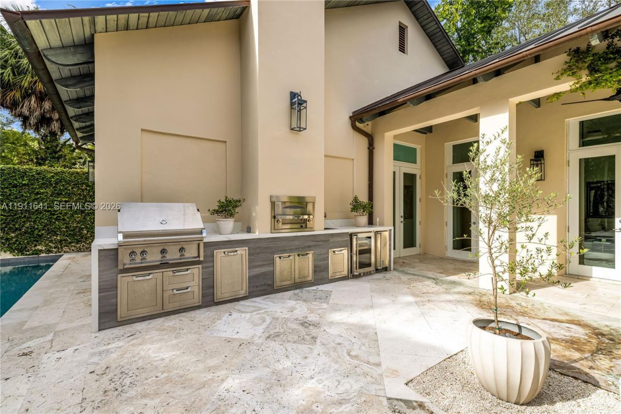 7370 Vistalmar St, Coral Gables, FL 33143 Photo