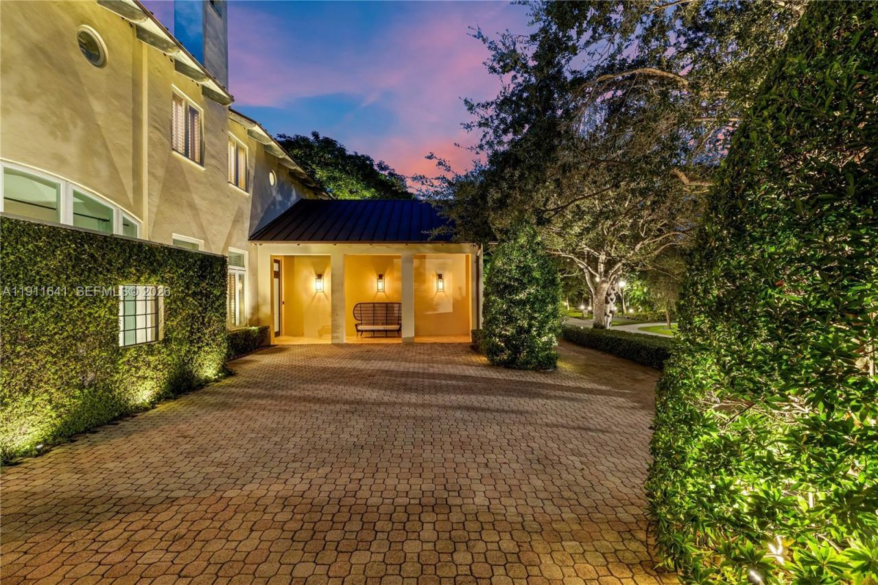 7370 Vistalmar St, Coral Gables, FL 33143 Photo