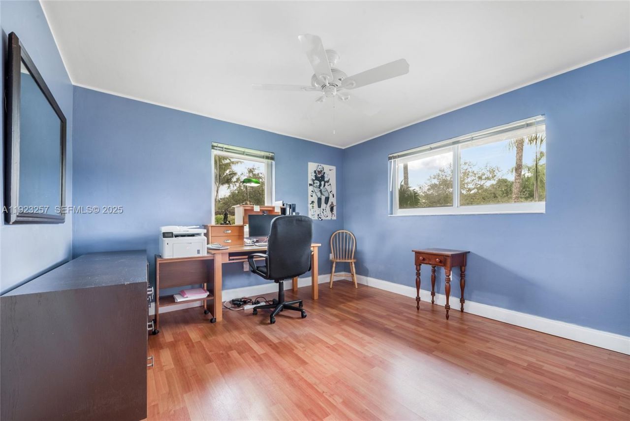 8700 SW 159th St, Palmetto Bay, FL 33157 Photo