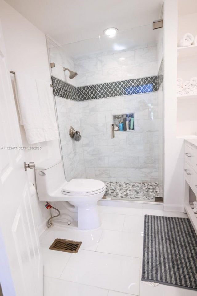 212 Buttonwood Ln, Key Largo, FL 33070 Photo