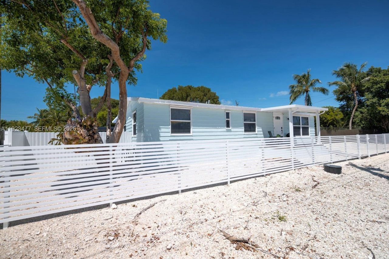 212 Buttonwood Ln, Key Largo, FL 33070 Photo