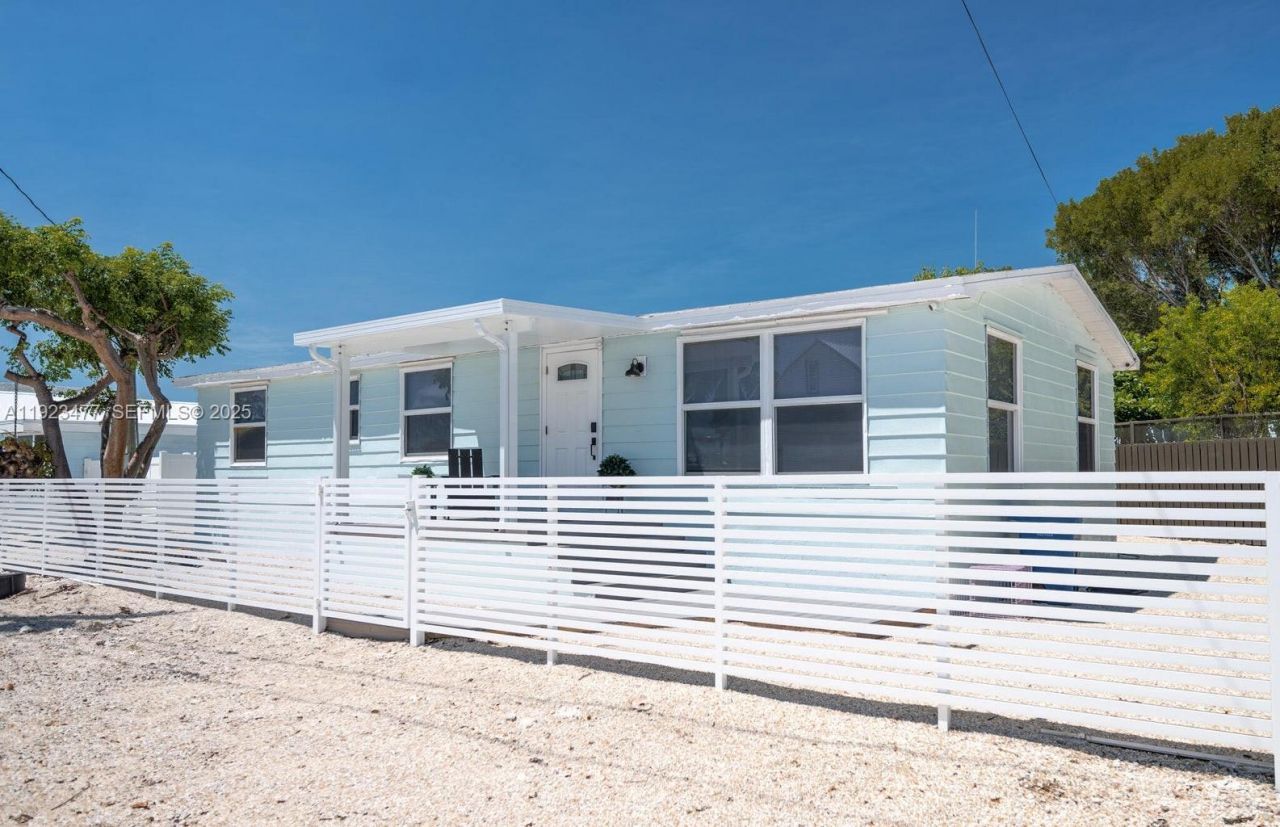 212 Buttonwood Ln, Key Largo, FL 33070 Photo