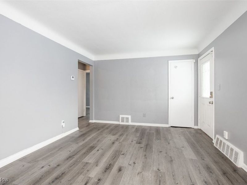 12701 York Boulevard, Cleveland, OH 44125 Photo 2