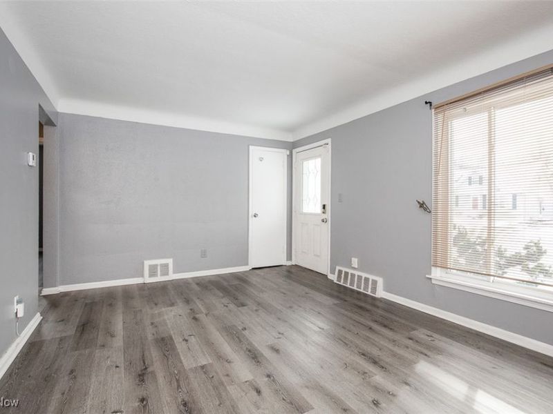 12701 York Boulevard, Cleveland, OH 44125 Photo 3