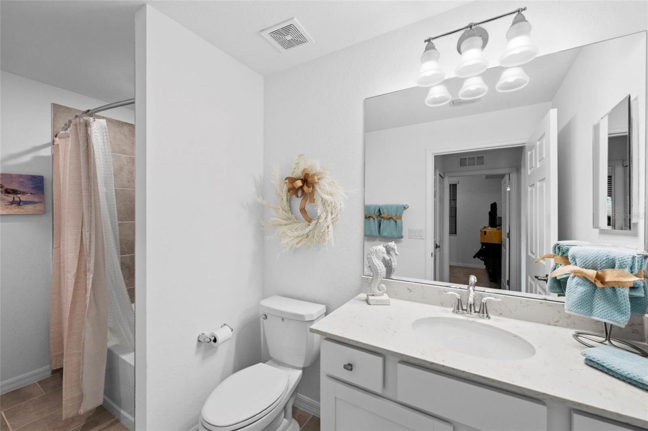 18114 Gawthrop Drive, Unit 105, Bradenton, FL 34211 Photo