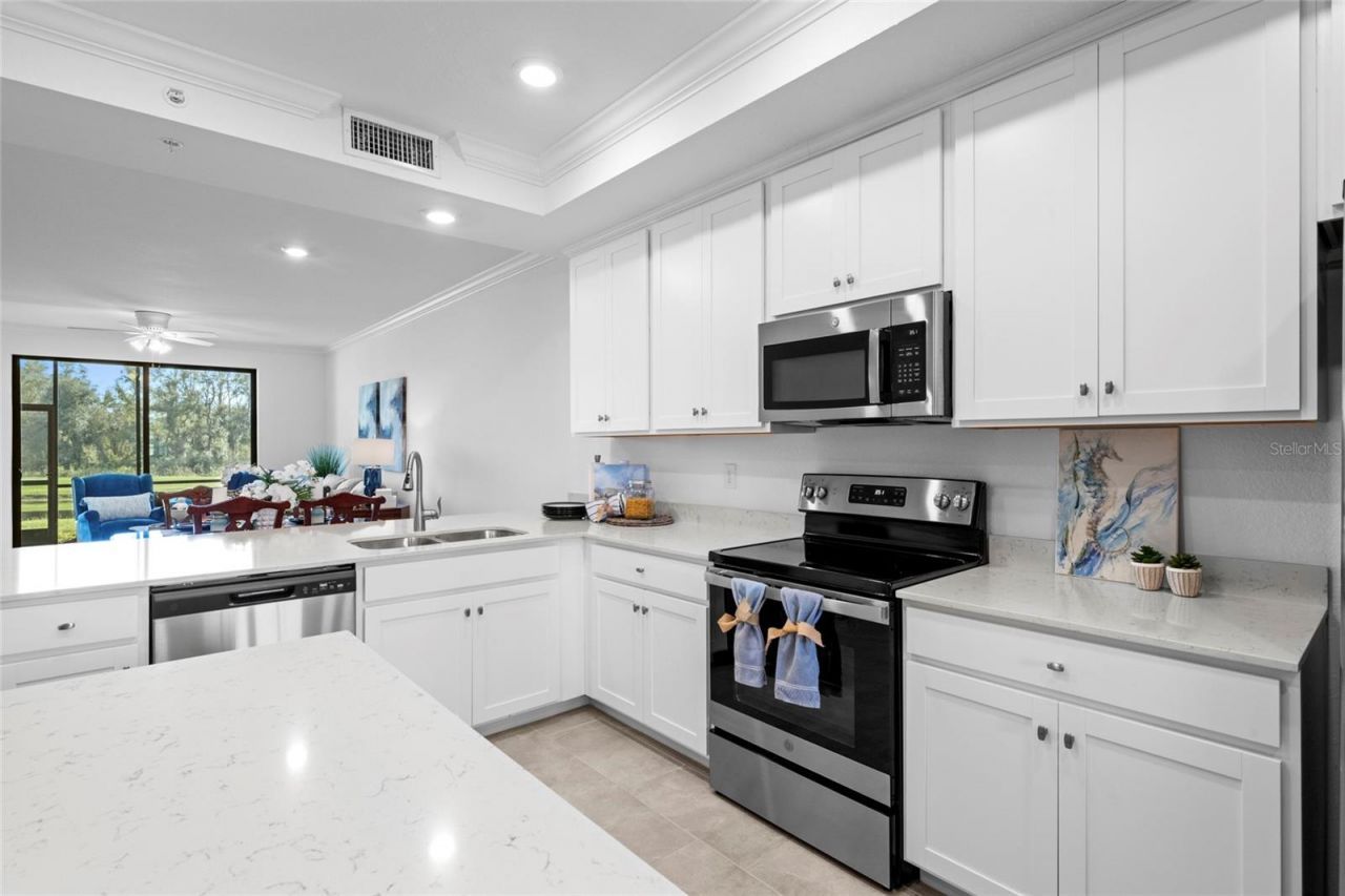 18114 Gawthrop Drive, Unit 105, Bradenton, FL 34211 Photo