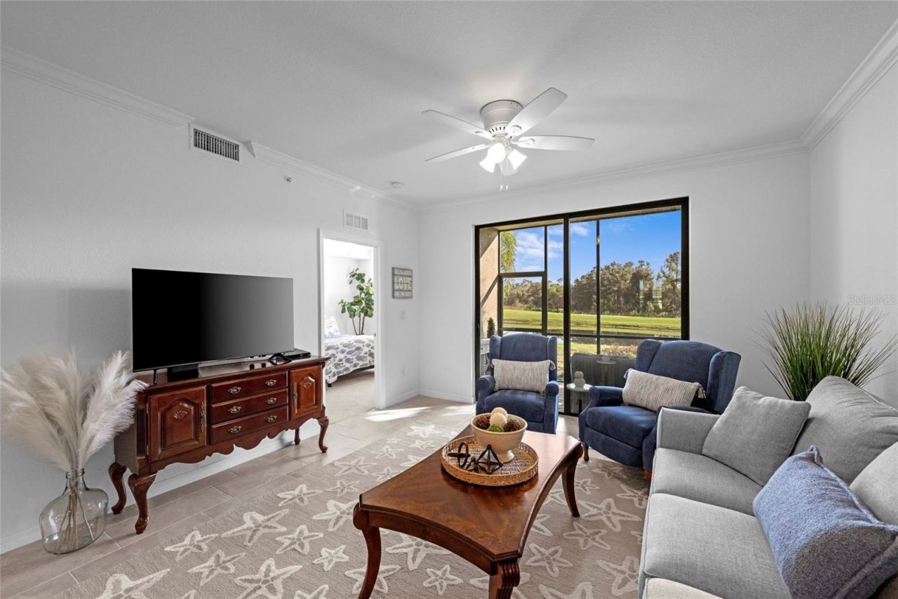 18114 Gawthrop Drive, Unit 105, Bradenton, FL 34211 Photo