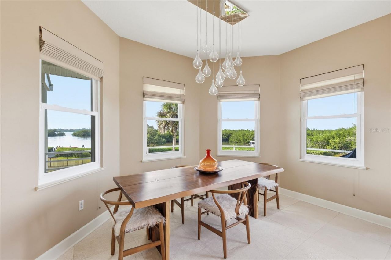 6511 Bayshore Road, Palmetto, FL 34221 Photo