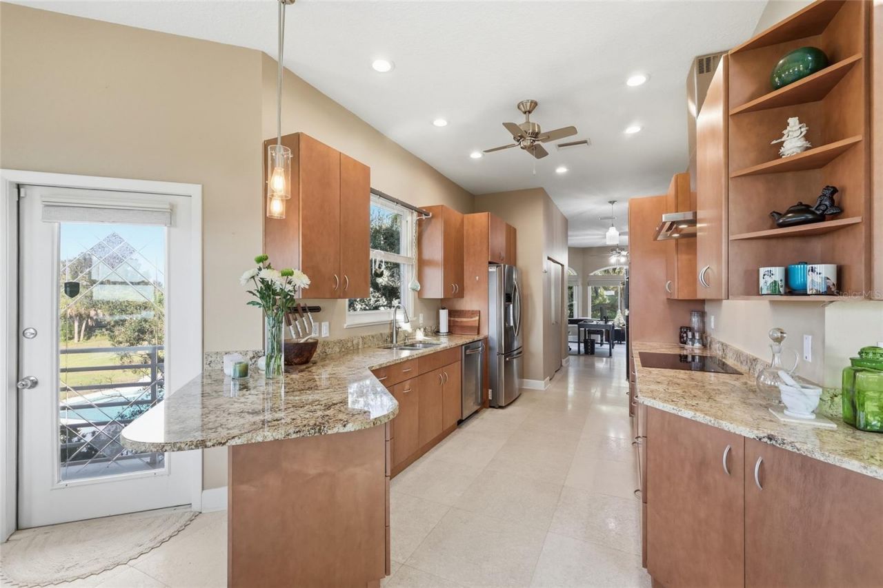 6511 Bayshore Road, Palmetto, FL 34221 Photo