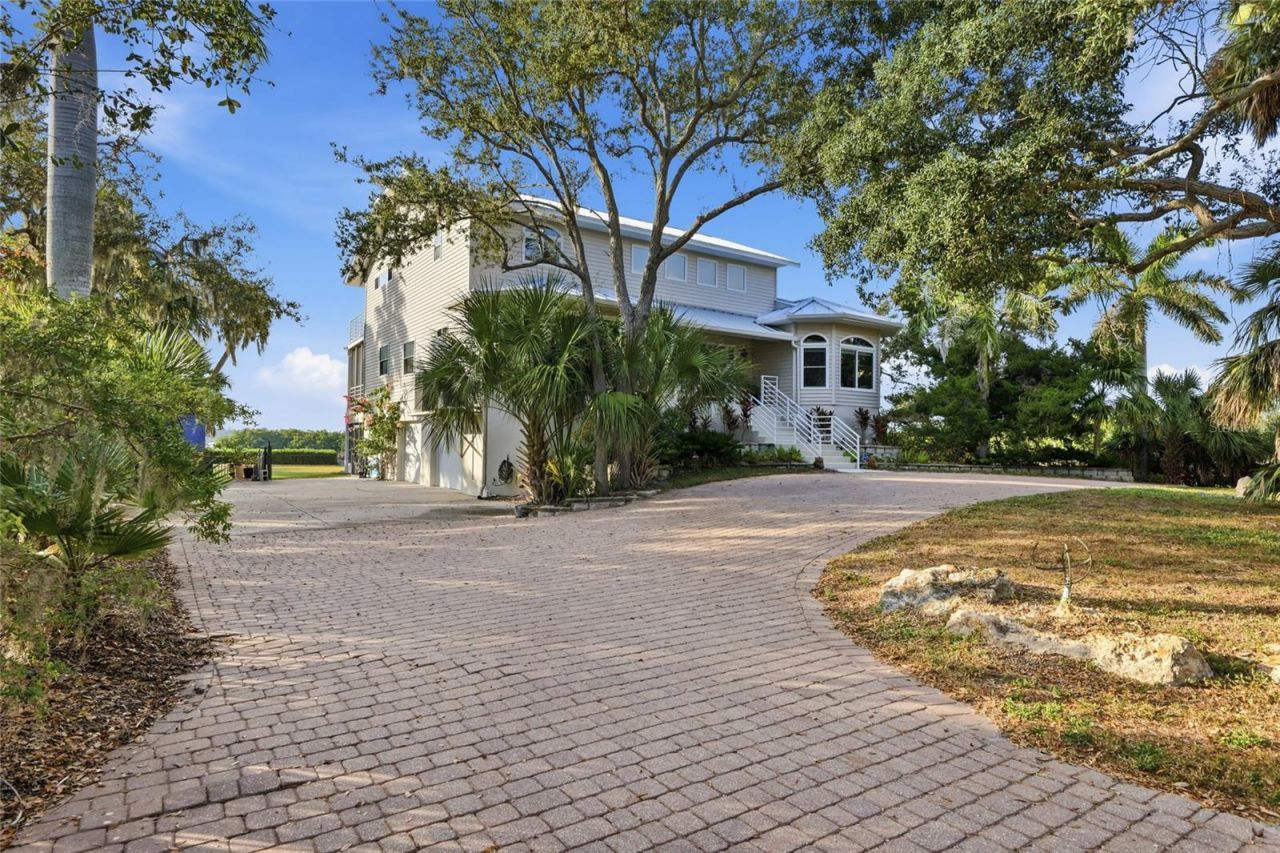 6511 Bayshore Road, Palmetto, FL 34221 Photo