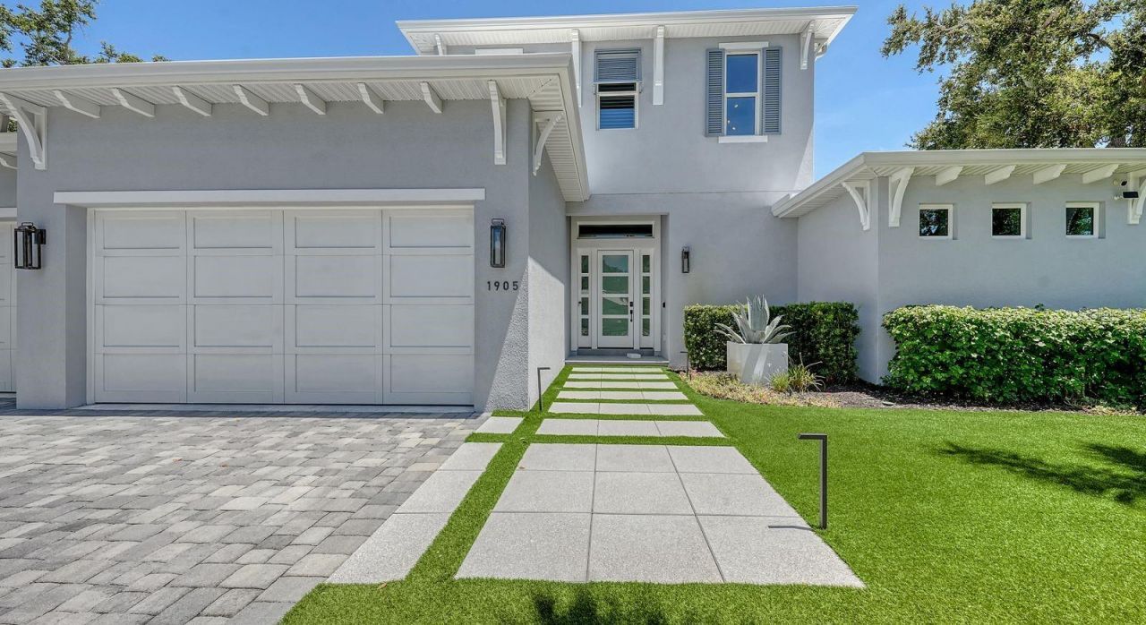 1905 Goldenrod Street, Sarasota, FL 34239 Main Photo