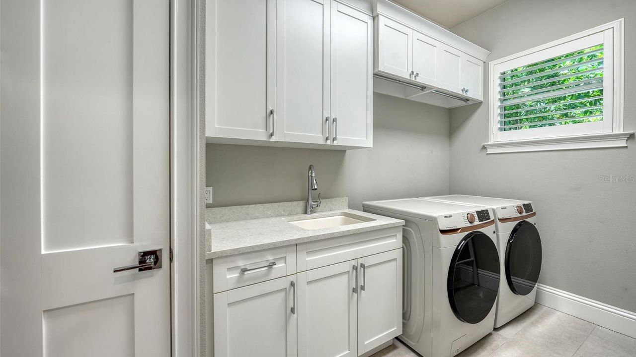 1905 Goldenrod Street, Sarasota, FL 34239 Photo