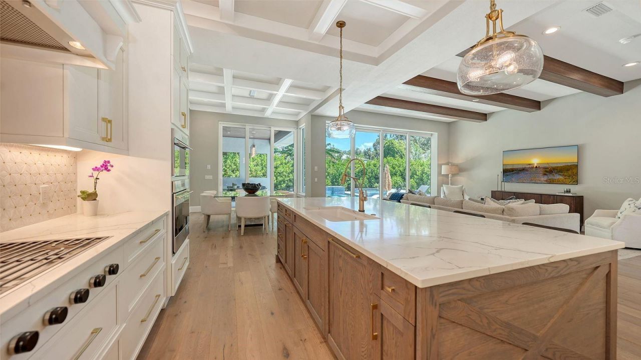 1905 Goldenrod Street, Sarasota, FL 34239 Photo